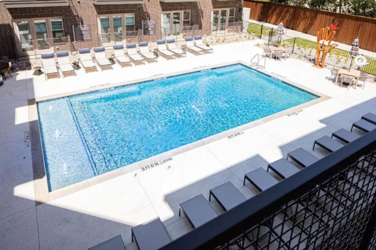 Elegant 2 Bd 2ba Retreat Ideal For Comfort Style Fort Worth