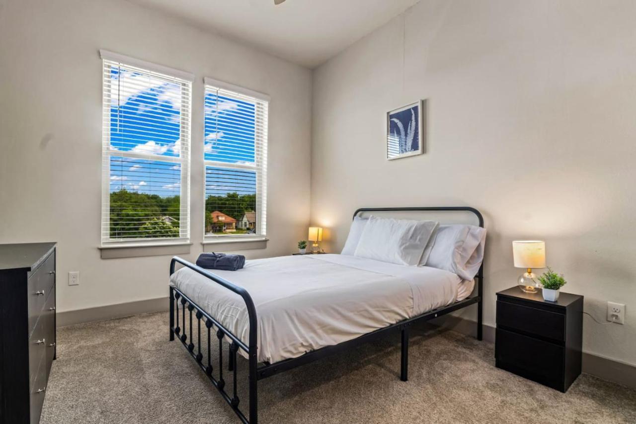 Apartment Elegant 2 Bd 2ba Retreat Ideal For Comfort Style