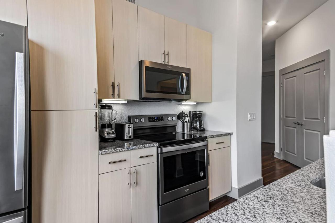 Apartment Elegant 2 Bd 2ba Retreat Ideal For Comfort Style