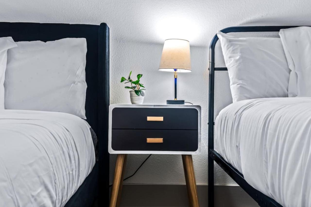Elegant 2 Bd 2 Ba Retreat Ideal For Comfort Style Apartment