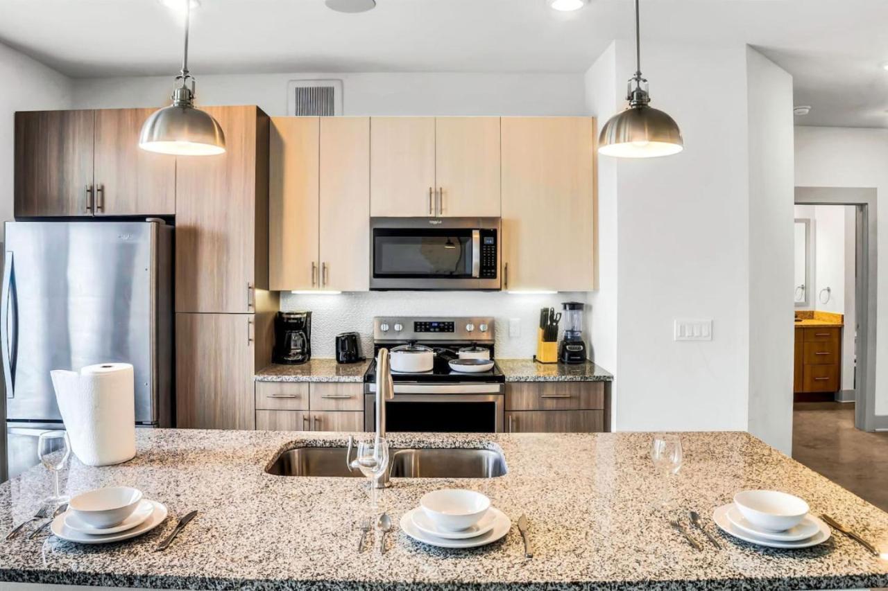 Elegant 2 Bd 2 Ba Retreat Ideal For Comfort Style * Fort Worth