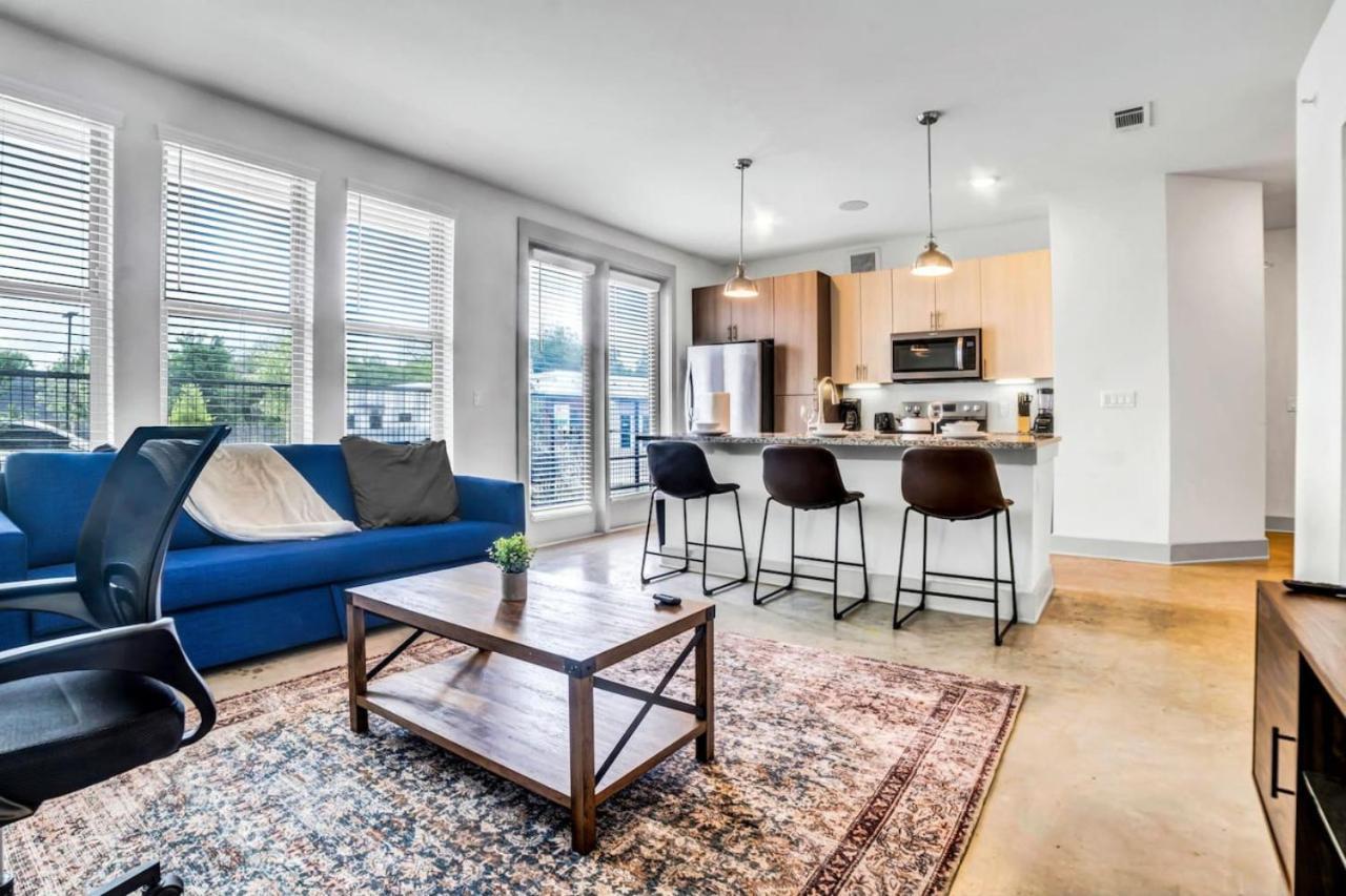 Elegant 2 Bd 2 Ba Retreat Ideal For Comfort Style Apartment *