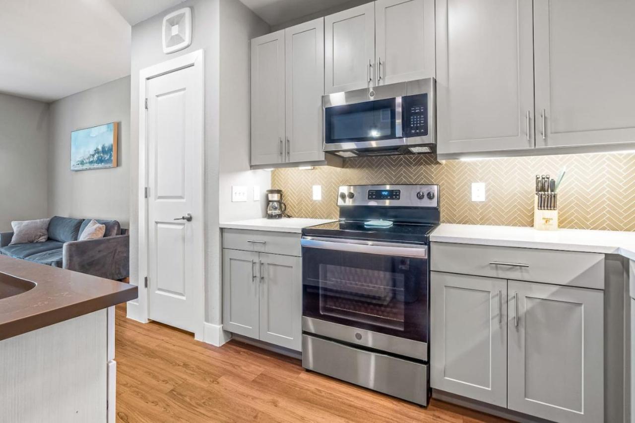 Apartment Captivating 1bd1ba Beautiful Pool In Worth Fort Worth