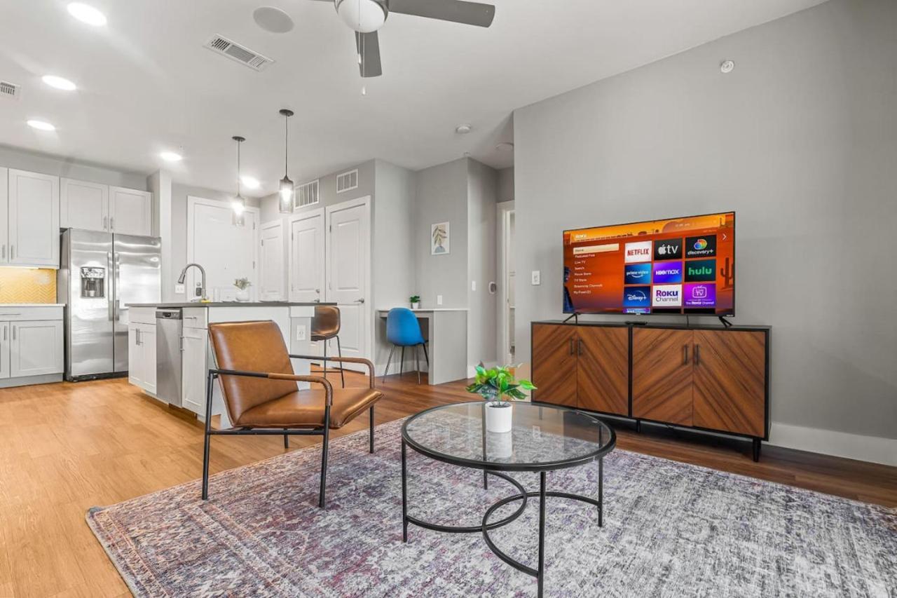 Captivating 1bd1ba Beautiful Pool In Worth Fort Worth