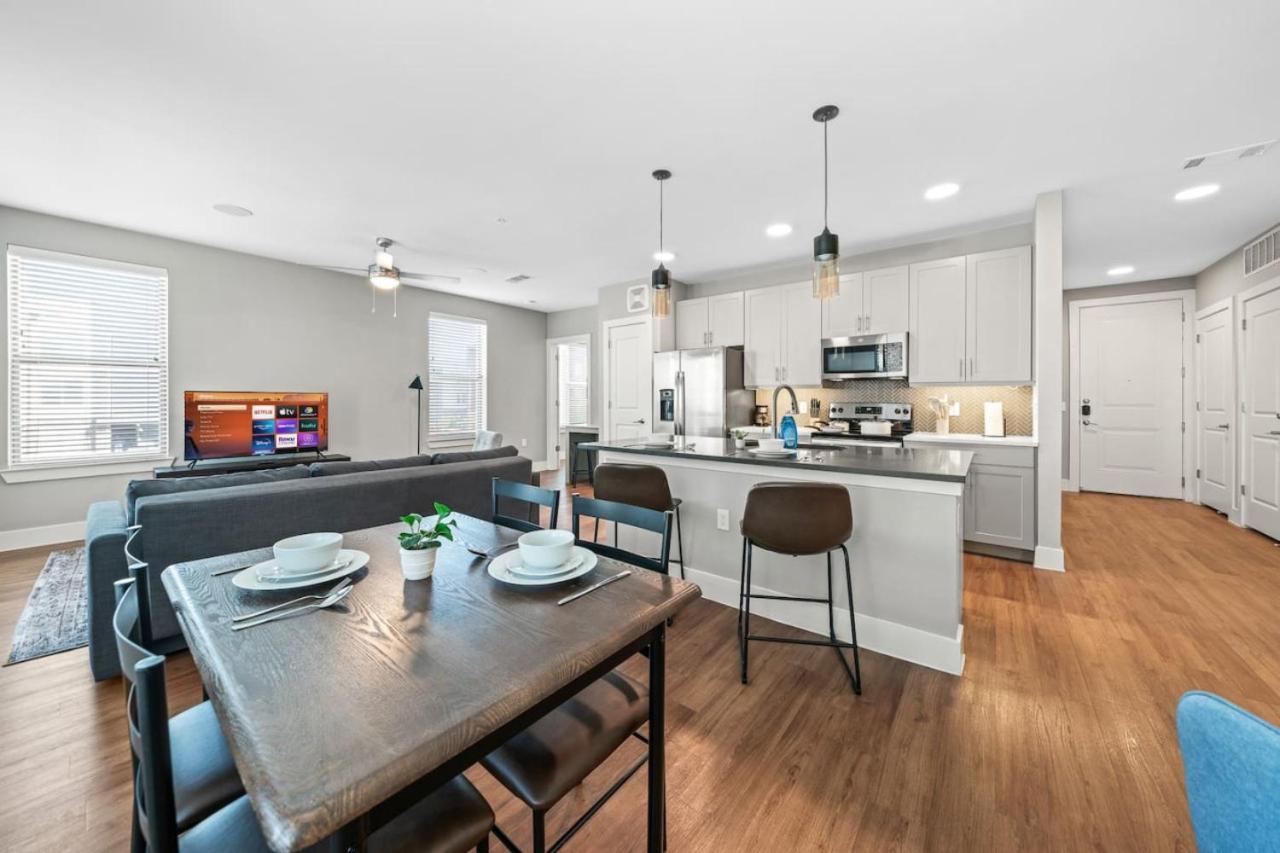 Apartment Charming 2bd 2ba With Beautiful Pool In Worth *