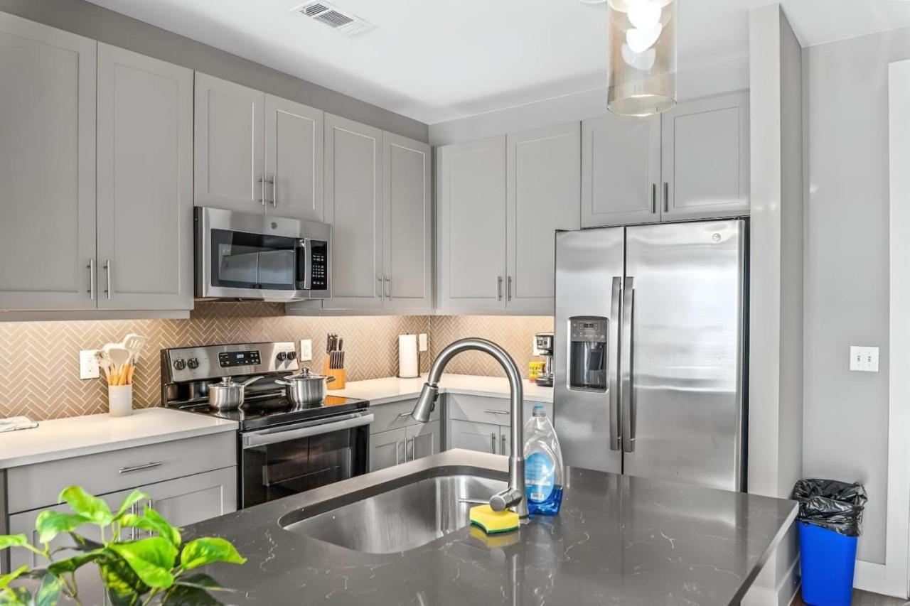 Apartment Charming 2bd 2ba With Beautiful Pool In Worth Fort Worth