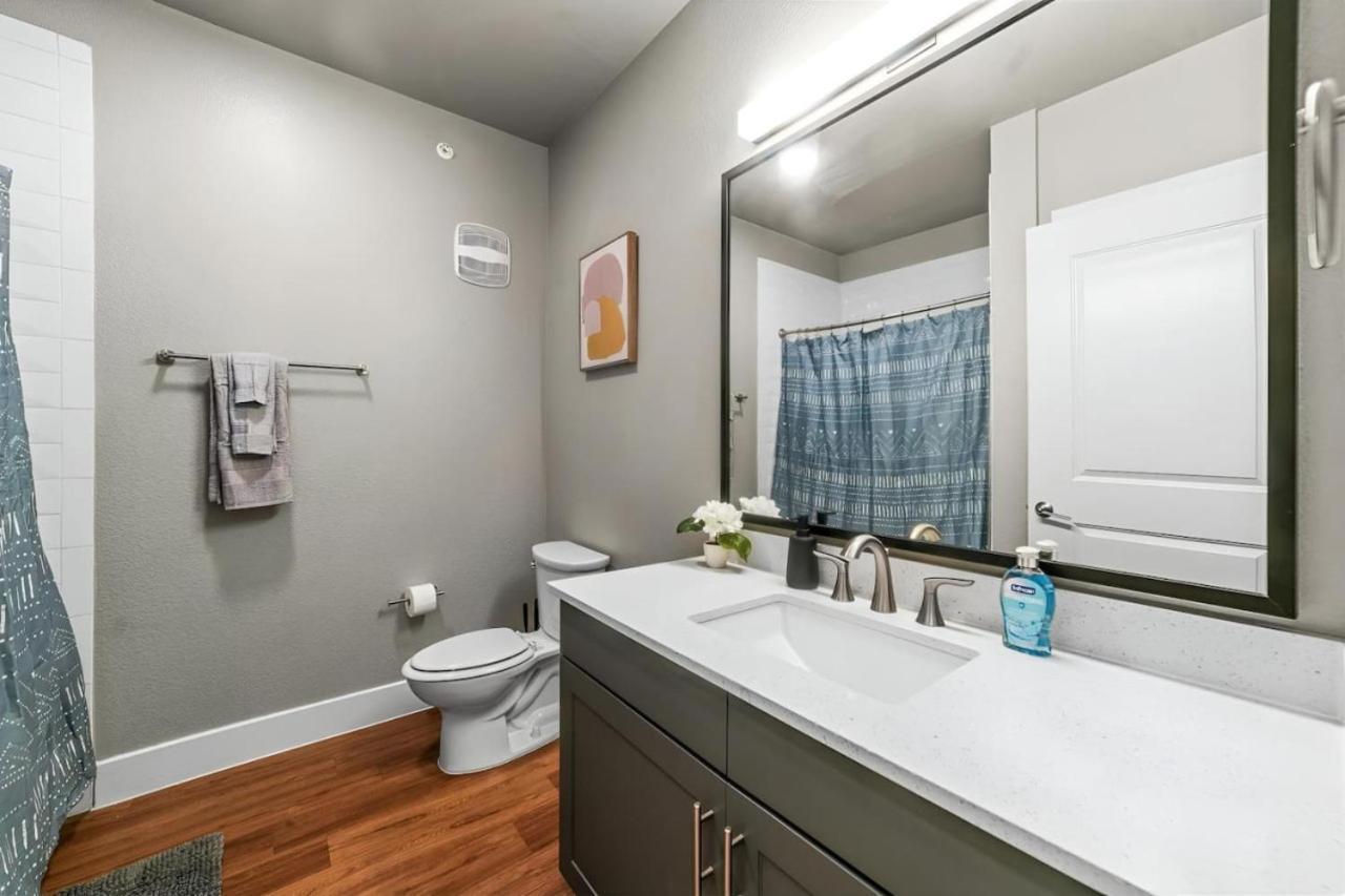 Charming 3bd 2ba With Beautiful Pool In Worth * Fort Worth