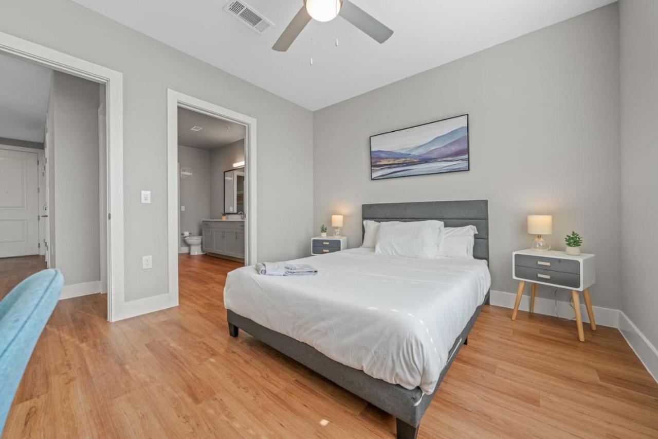 Apartment Charming 2bd 2ba With Beautiful Pool In *