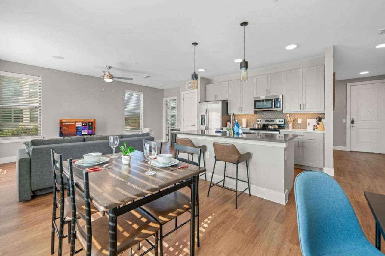 Charming 2bd 2ba With Beautiful Pool In Apartment