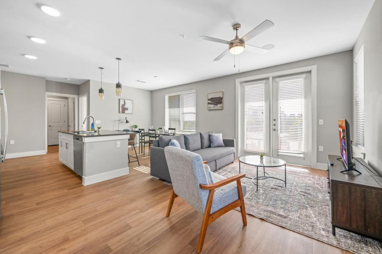 Charming 2bd 2ba With Beautiful Pool In Fort Worth