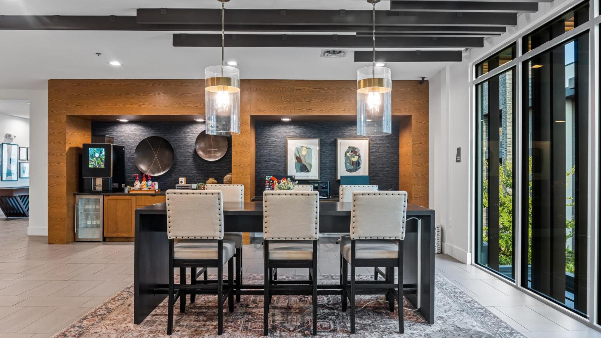 Cozy Lux 1bd - Worth