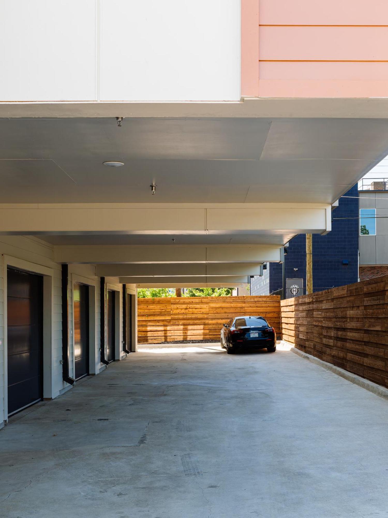 Flawless New Modern Magnolia Townhome Holiday home