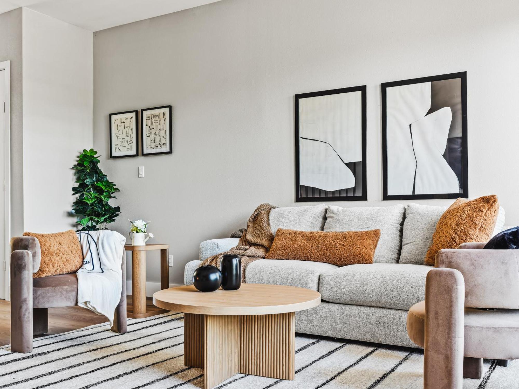 Holiday home Flawless New Modern Magnolia Townhome Fort Worth