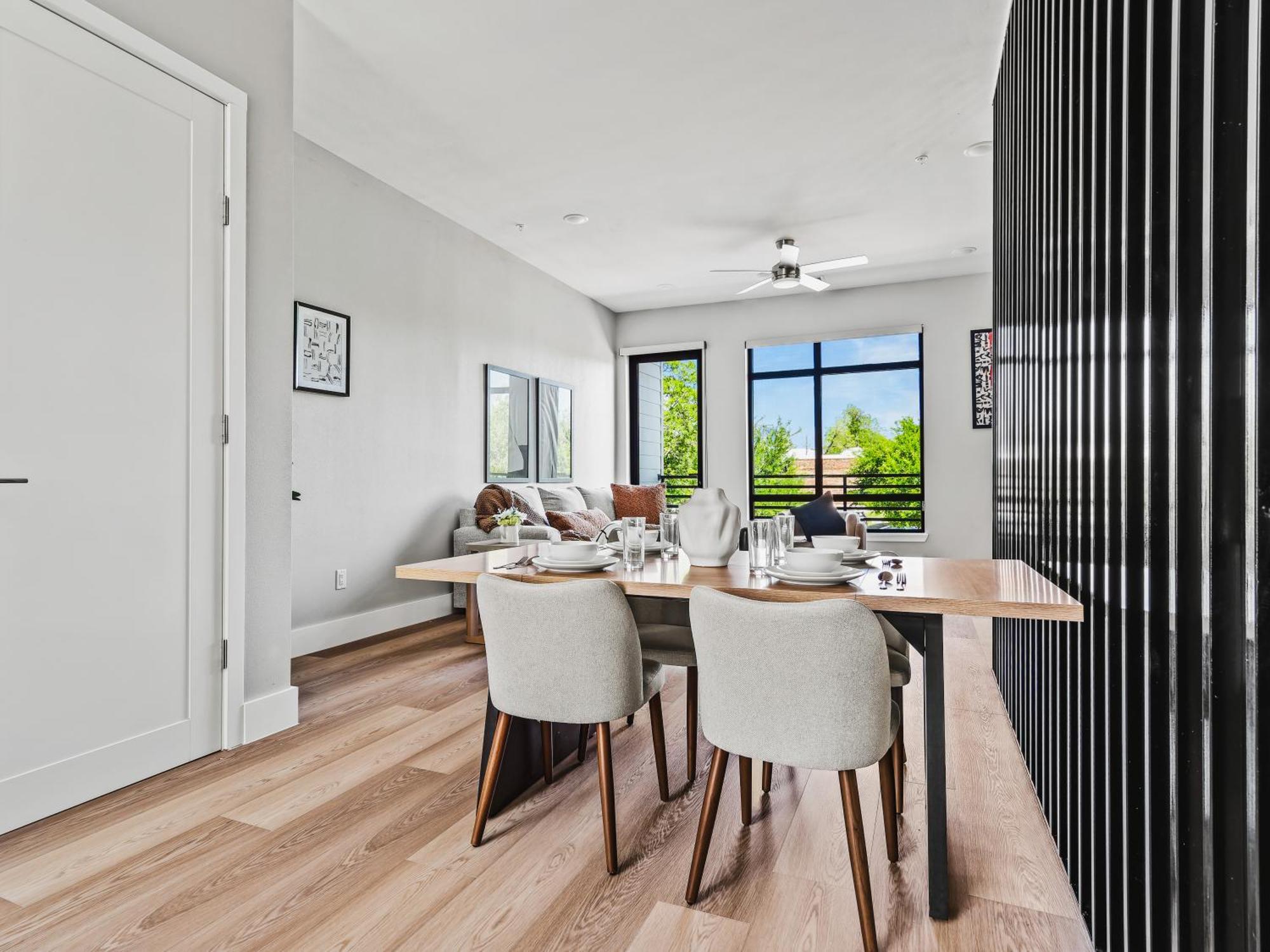 Holiday home Flawless New Modern Magnolia Townhome Fort Worth
