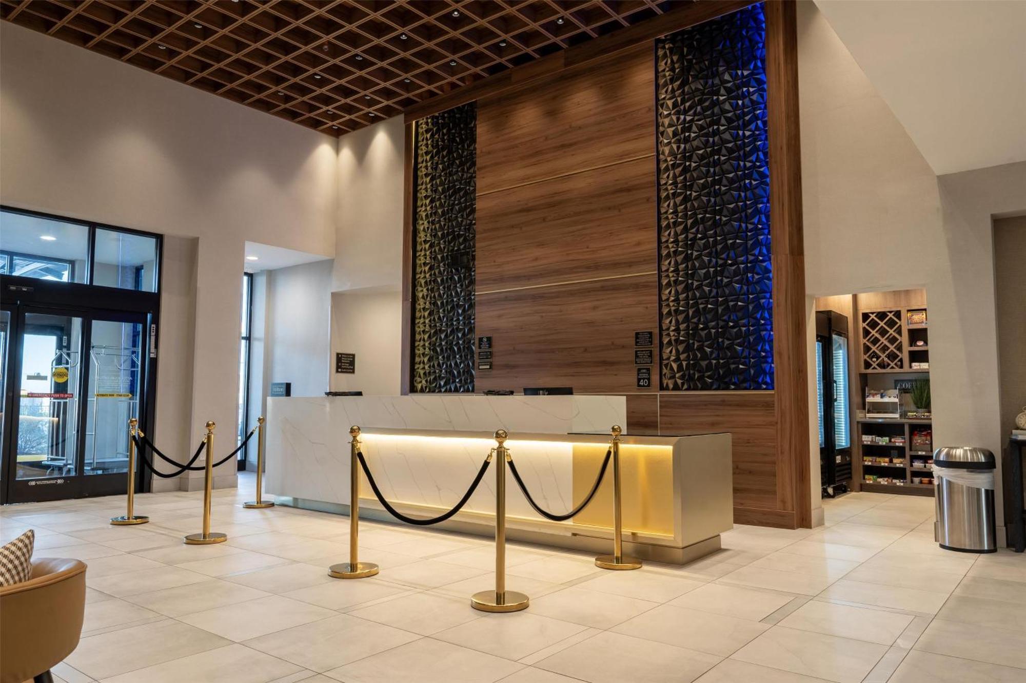 Hotel Doubletree By Hilton Worth Fossil Creek 4*