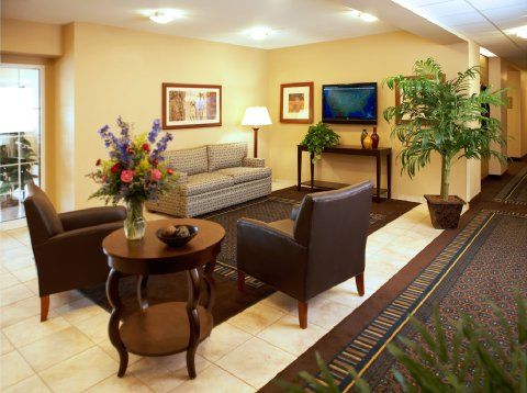 Candlewood Worth West By Ihg Hotel 3*