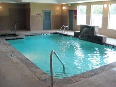 Comfort Worth South 2* Fort Worth