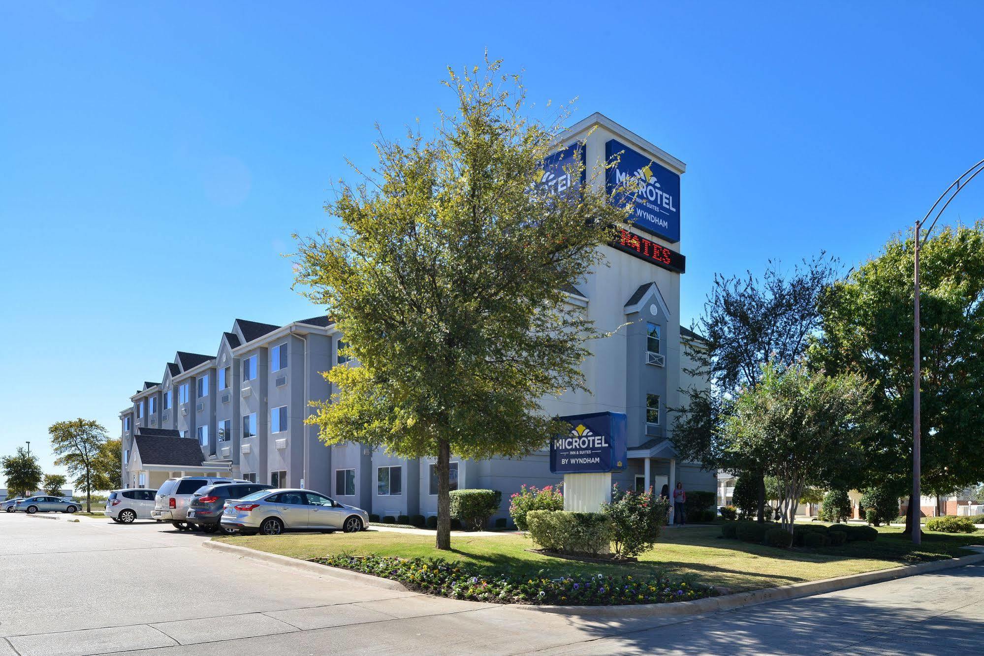 Microtel & By Wyndham Ft. Worth North/at Fossil Hotel