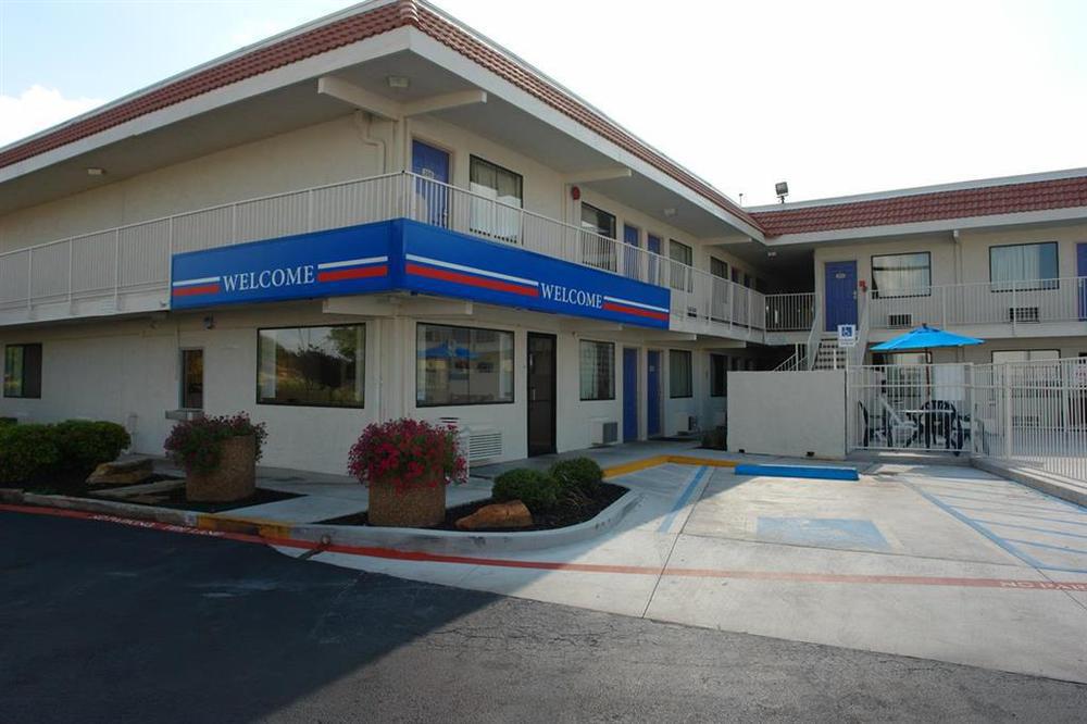 Hotel 6 Worth, Tx East