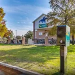 Quality Inn & Suites Fort Worth