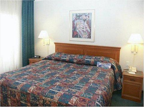 Hotel La Quinta By Wyndham Worth North 3*