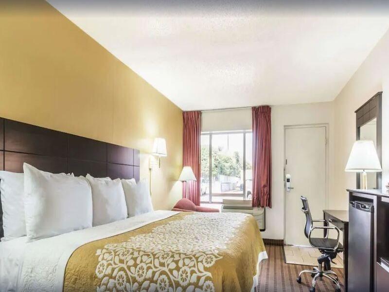 Hotel Days Inn By Wyndham South Fort Worth