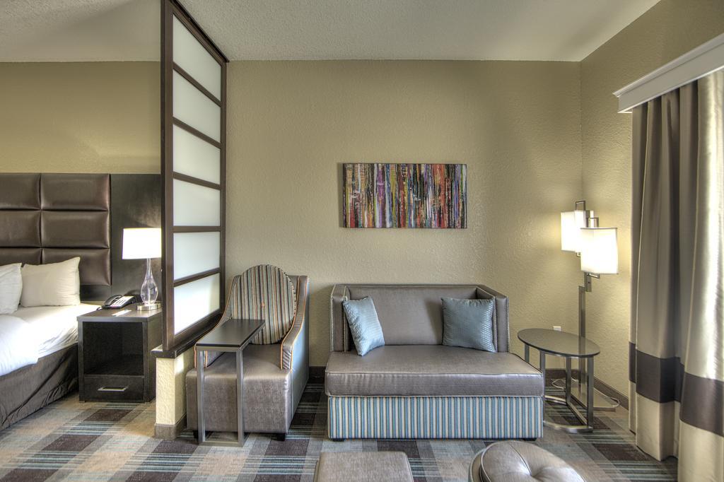 Hotel Comfort & Suites, White Settlement-fort Worth West, Tx Fort Worth