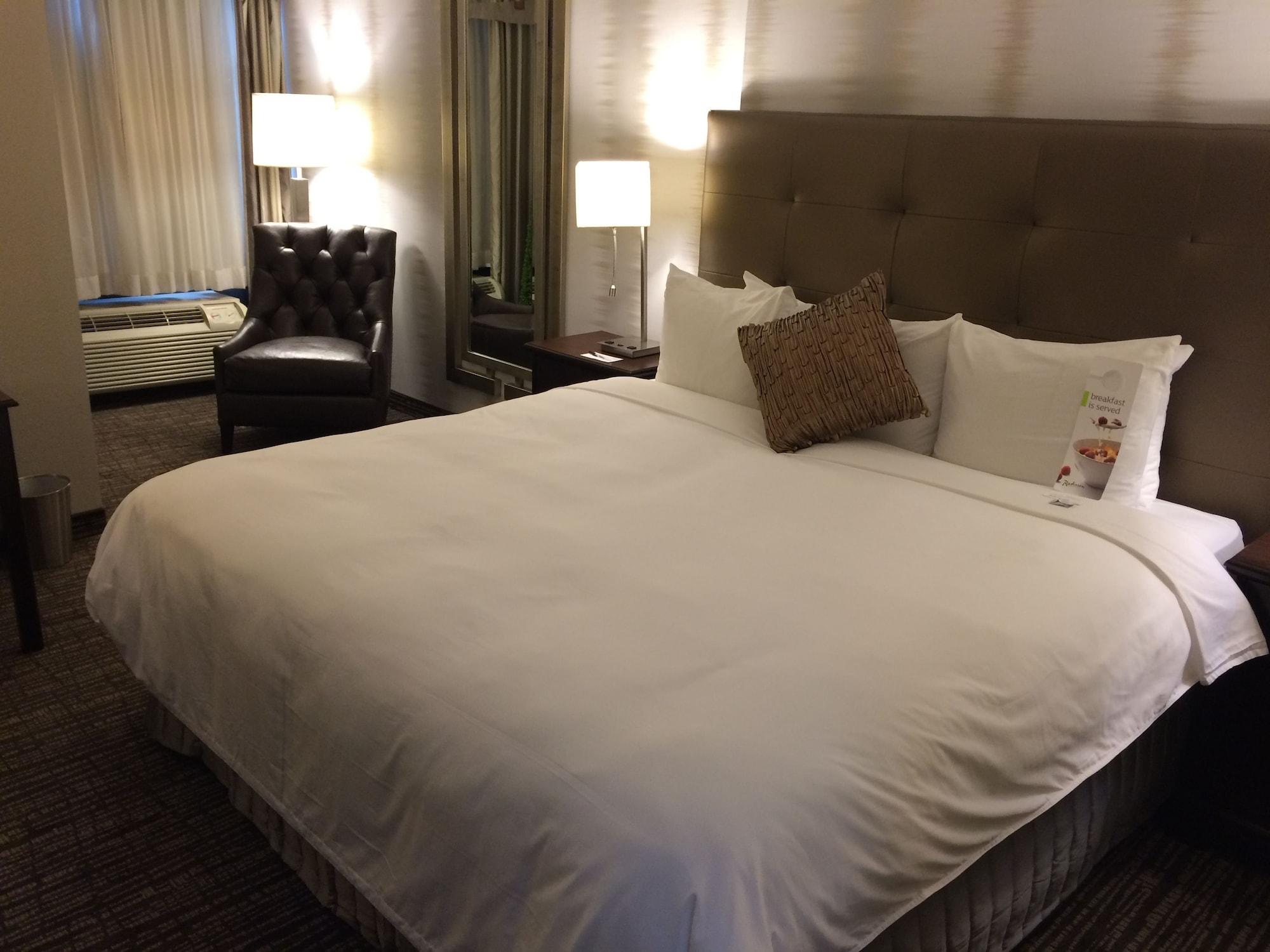 Radisson Worth North-fossil Creek 3* Fort Worth