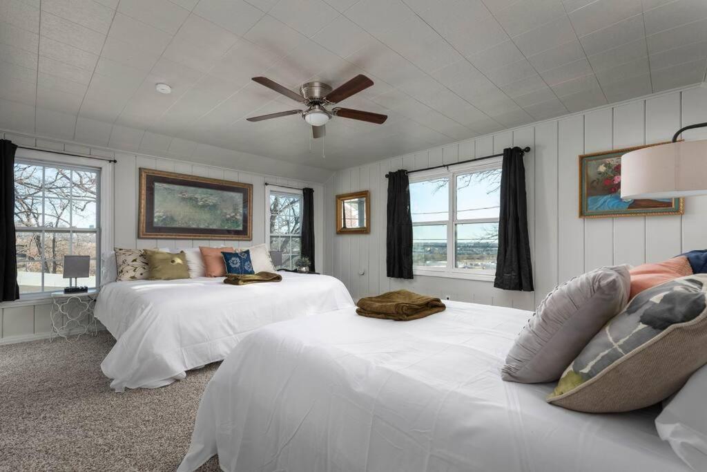 Summer Deal! Grand Performance In Downtown Worth Stockyard, Globe Life, At&t Holiday home Fort Worth