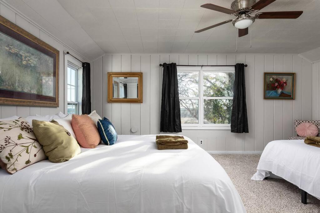Holiday home Summer Deal! Grand Performance In Downtown Worth Stockyard, Globe Life, At&t *