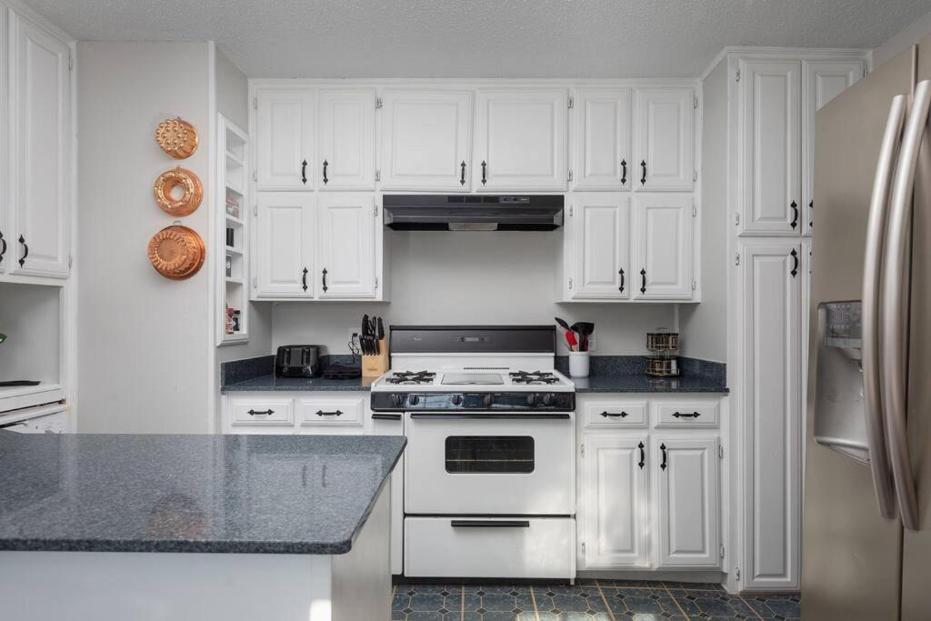 Summer Deal! Grand Performance In Downtown Worth Stockyard, Globe Life, At&t Holiday home