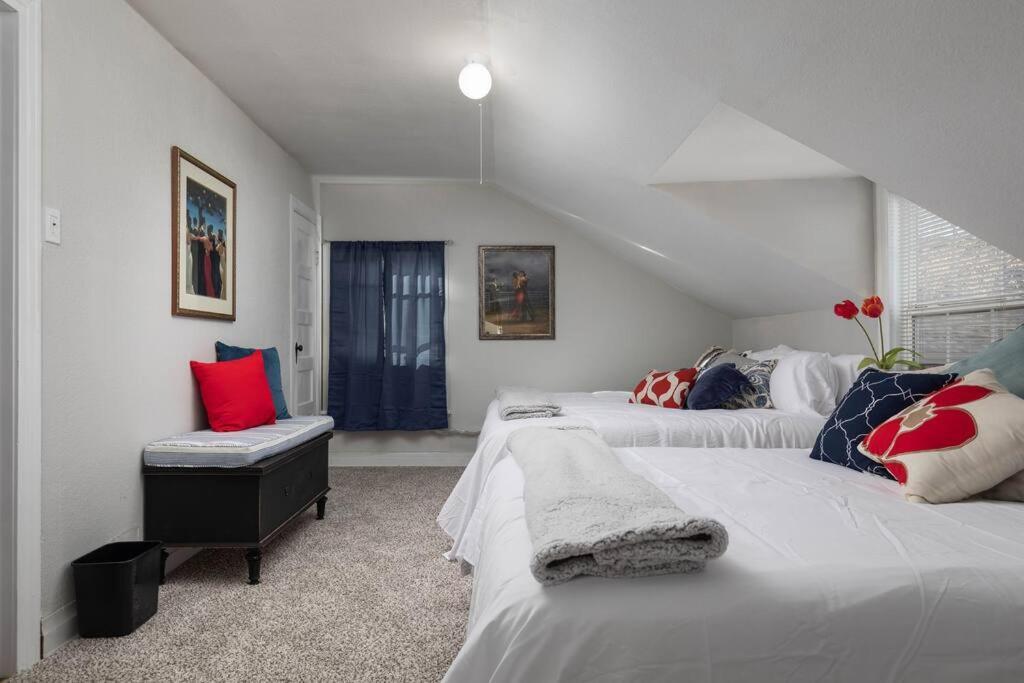 Summer Deal! Grand Performance In Downtown Worth Stockyard, Globe Life, At&t Holiday home *