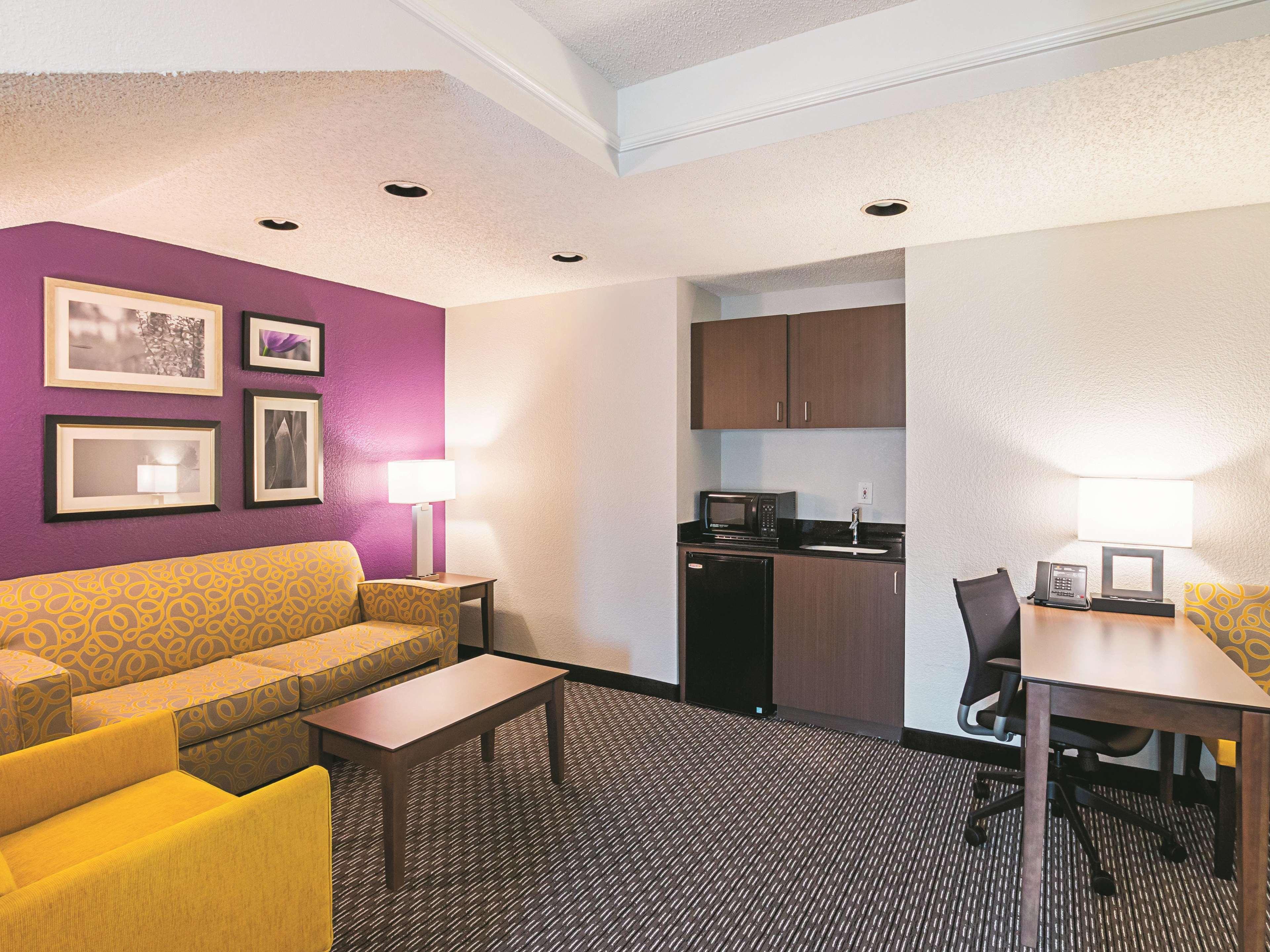 La Quinta By Wyndham Worth North