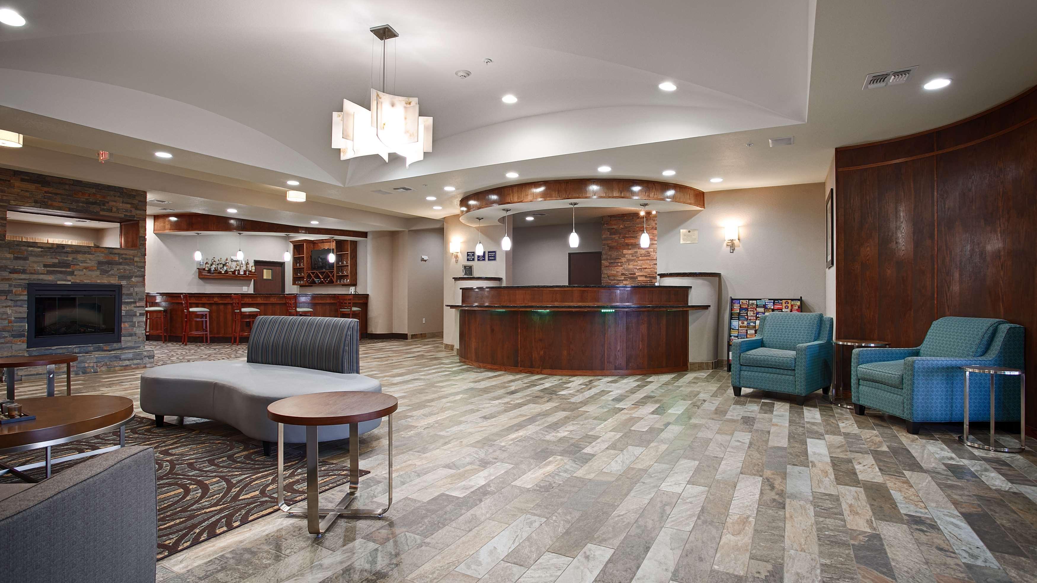 Western Worth Forest Hill & Hotel 3*