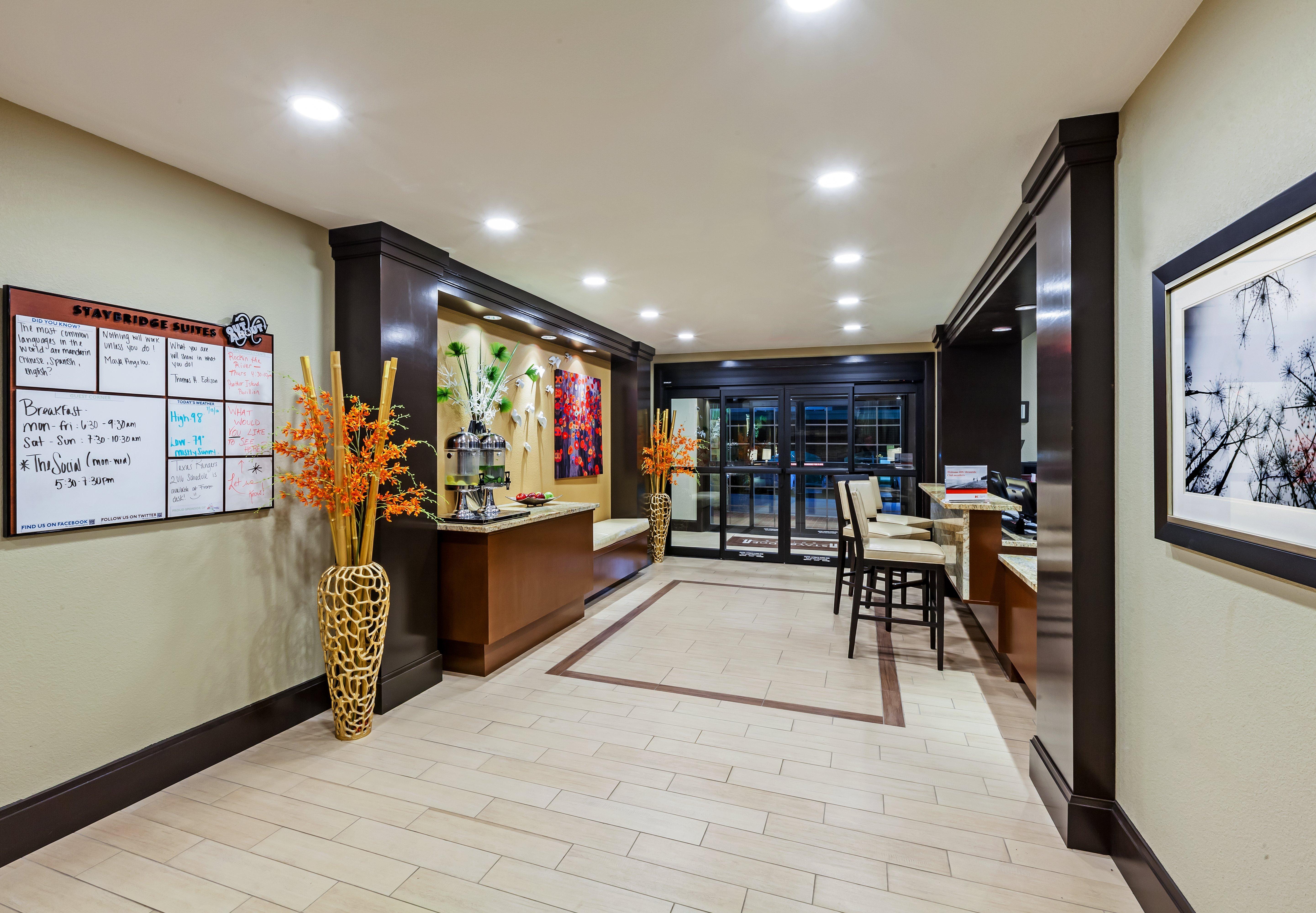 Staybridge Worth Fossil Creek By Ihg Hotel 2*