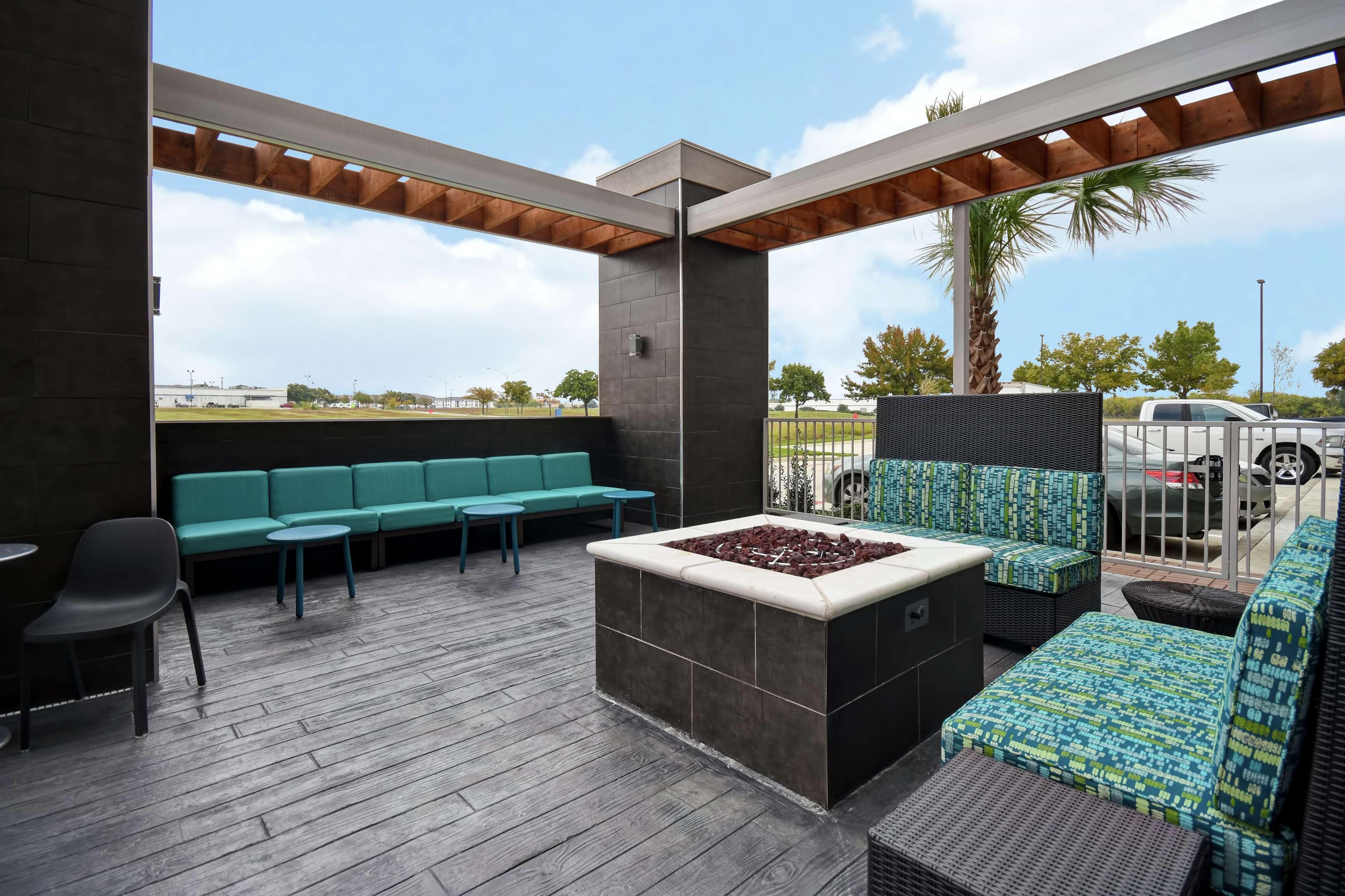 Home2 By Hilton Worth Fossil Creek Hotel 3*