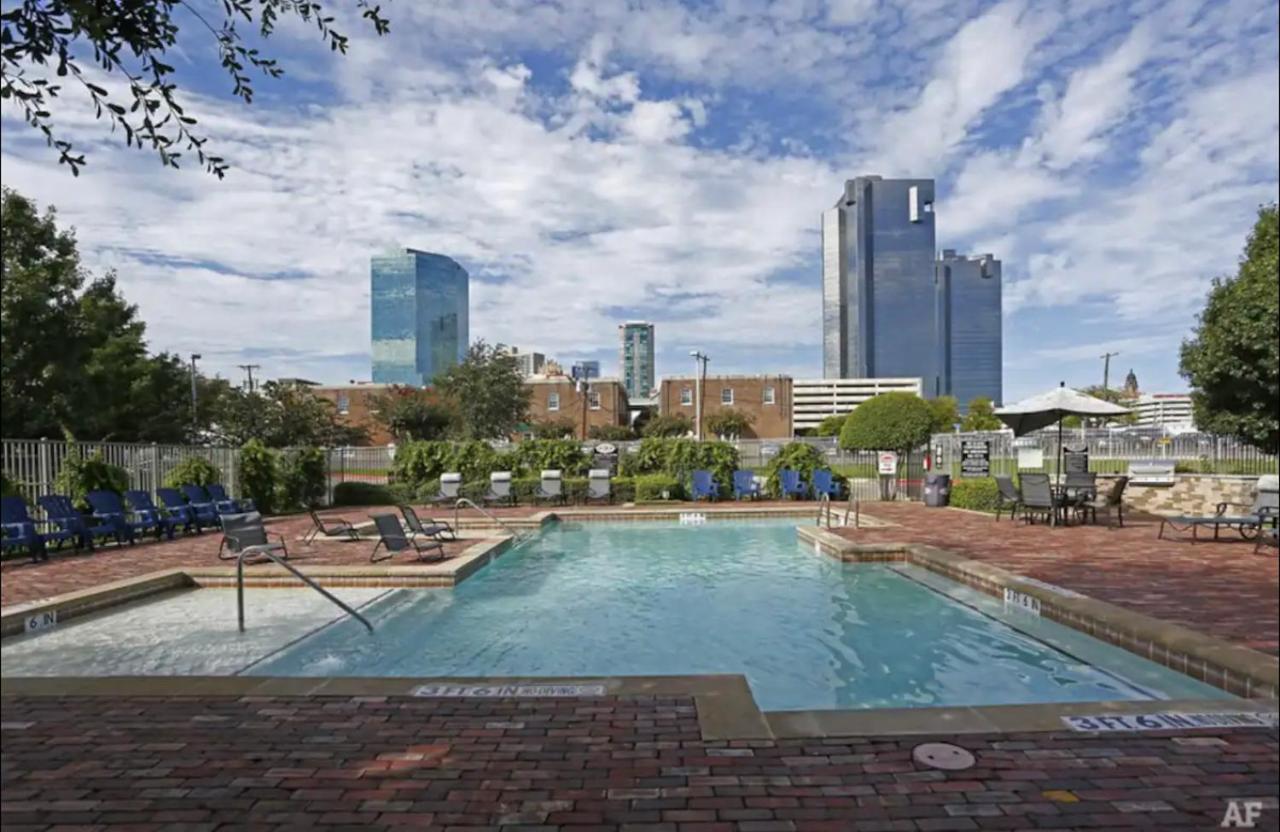 Charming 2 Bedroom Downtown Ft Worth