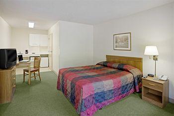 Hotel Hometowne Dallas - Worth 2*