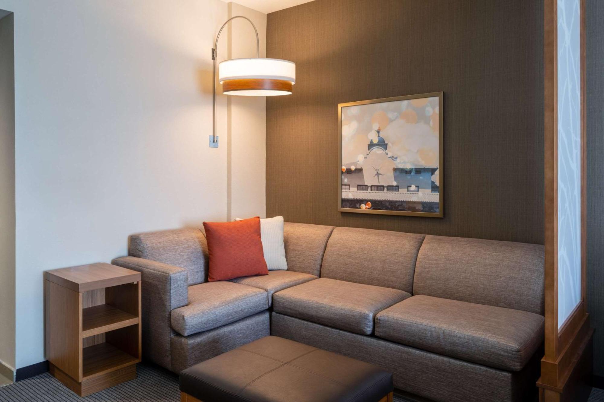 Hyatt Place Worth-alliance Town Center