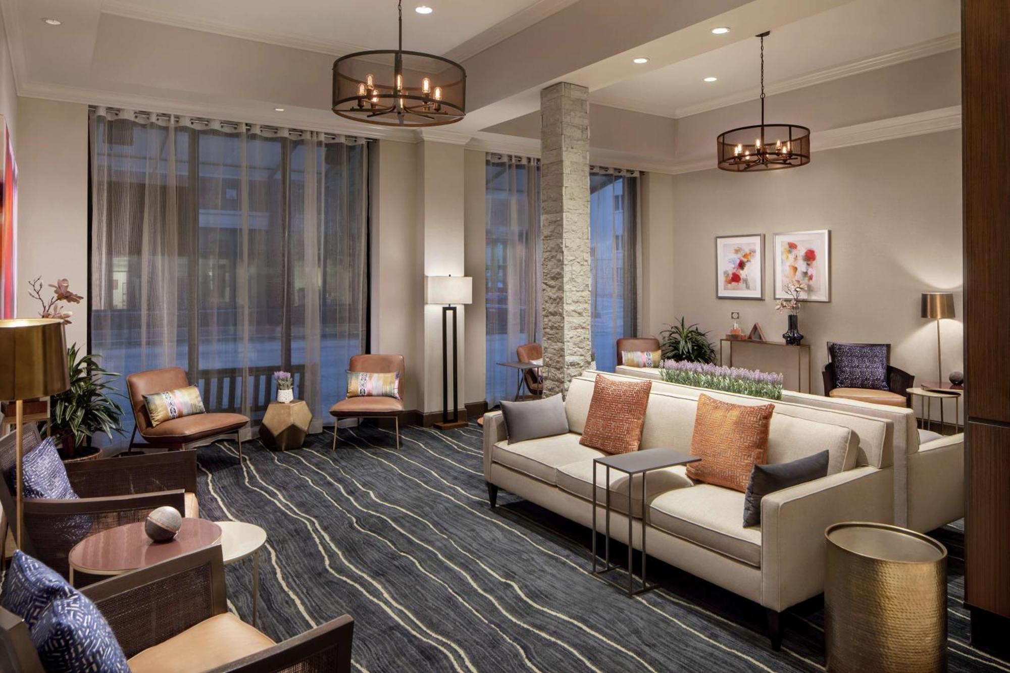 Embassy By Hilton Worth Downtown Hotel Fort Worth