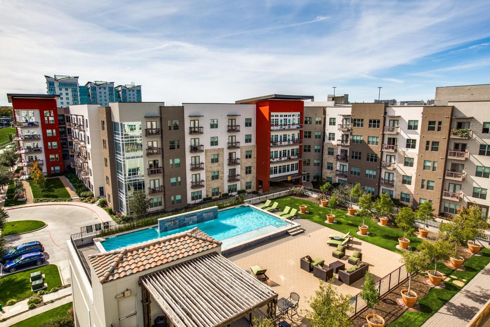 Locale Worth Apartment *