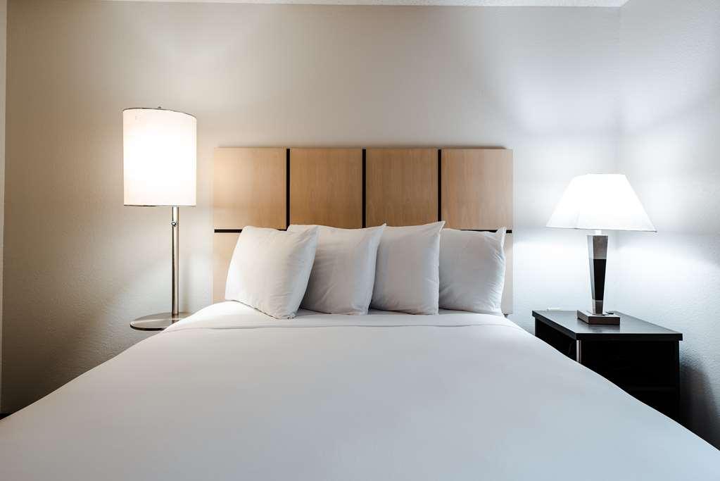 Sss Worth Fossil Creek Hotel *