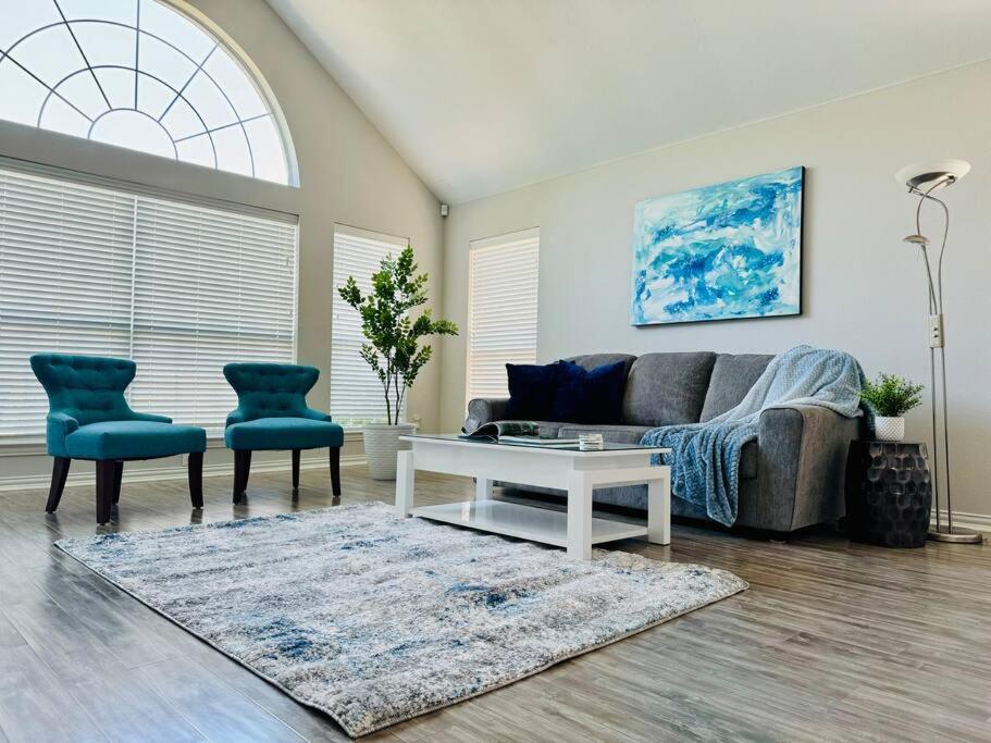 Luxury Worth Area 3bed2bath Workspace Holiday home Fort Worth