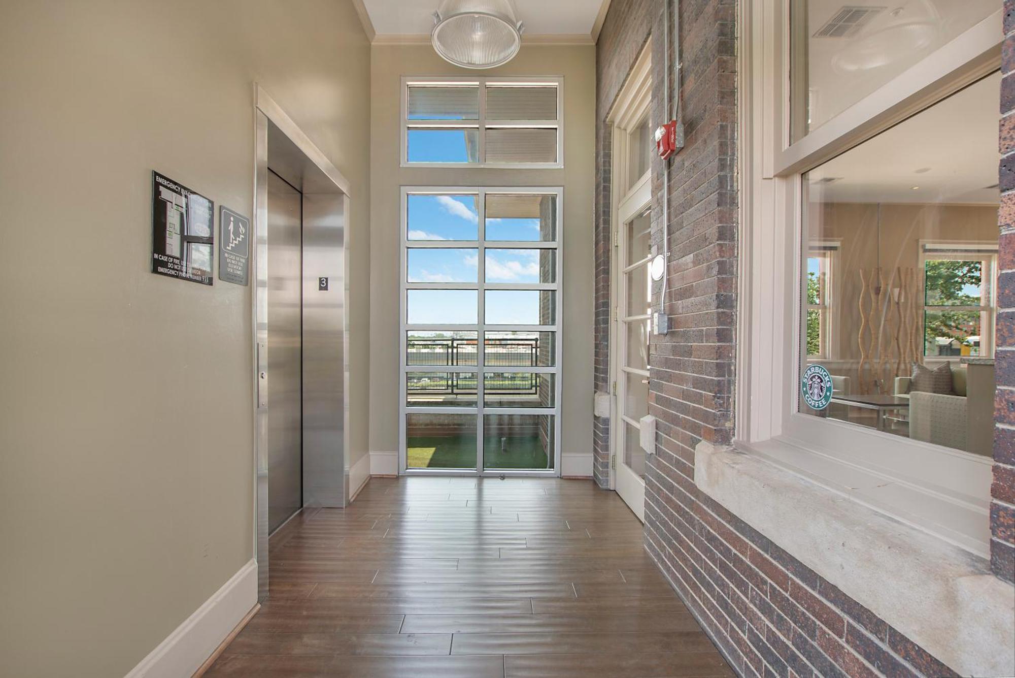 Charming 2 Bedroom Downtown Ft Worth