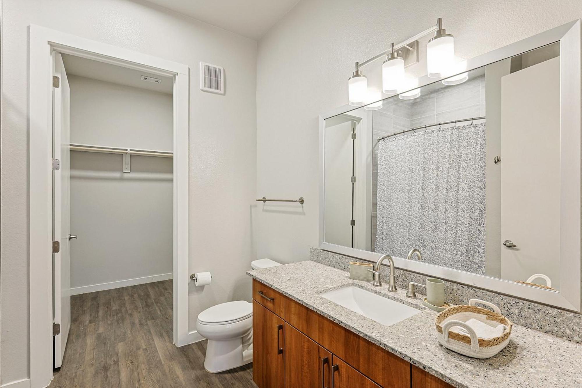 Chic 1bd Loft Near Sundance Square With Pool & Gym * Fort Worth