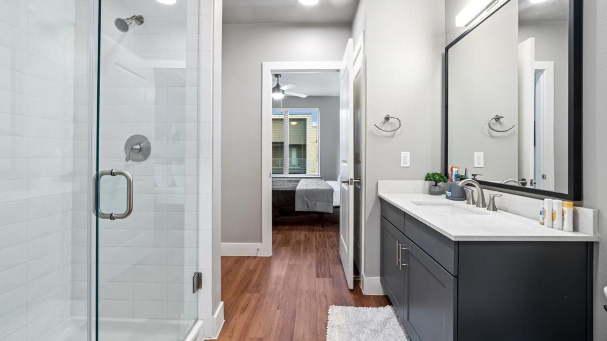 Cozy Lux 1 Bd In Worth, Tx Apartment *