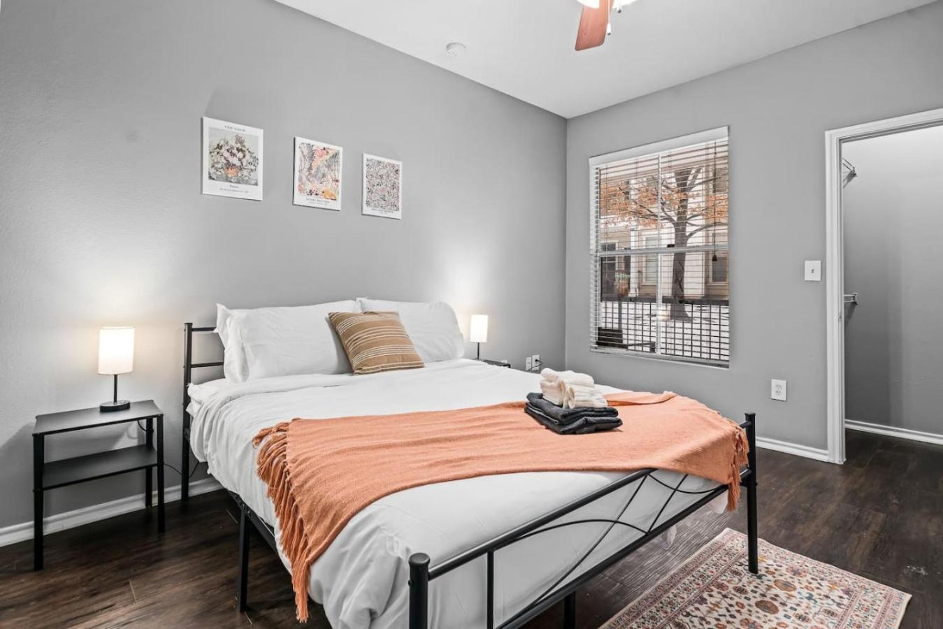 Upscale Living 2br, 2ba Pool Apartment *