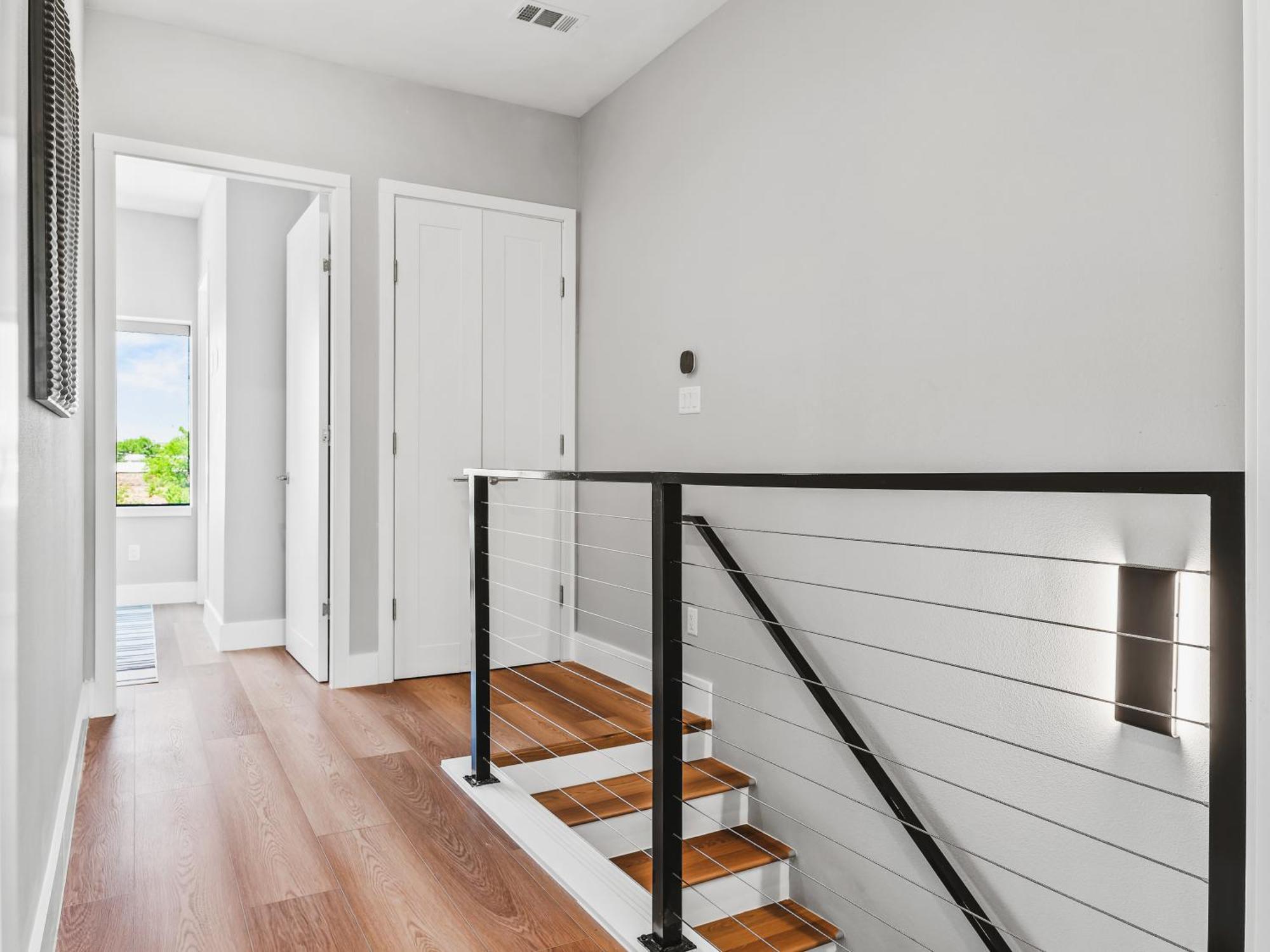 Stunning New Modern Magnolia Townhome Holiday home