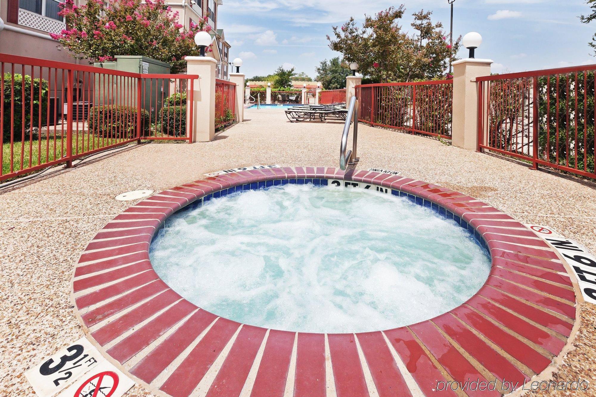 Country & By Radisson, Worth, Tx Hotel Fort Worth