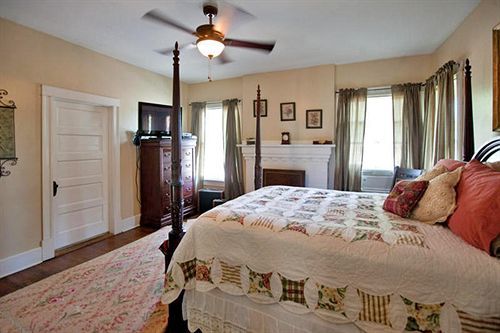Rosen House 3* Fort Worth